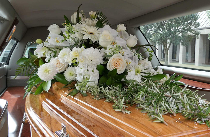 Caralis - Onoranze funebri - Vicini al tuo dolore